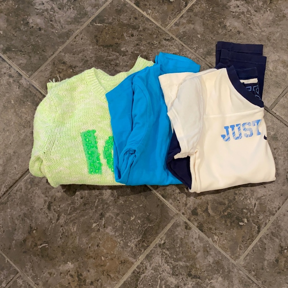 3 girls long sleeve shirts